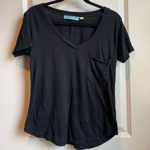 Black Basic tee from francesca’s